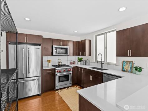 3038 61st Avenue SW Seattle WA 98116