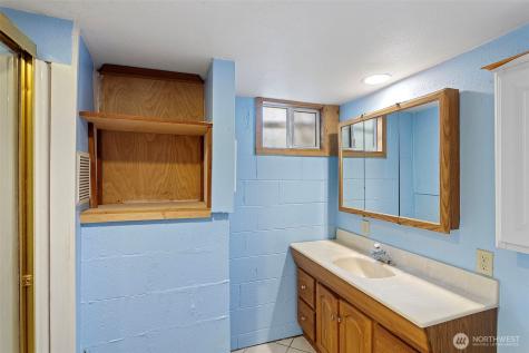 624 E Division Lane Tacoma WA 98404