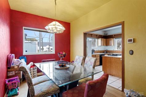 624 E Division Lane Tacoma WA 98404
