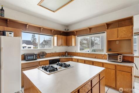 624 E Division Lane Tacoma WA 98404