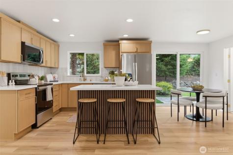 22605 60th Avenue W Mountlake Terrace WA 98043