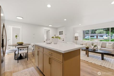 22605 60th Avenue W Mountlake Terrace WA 98043