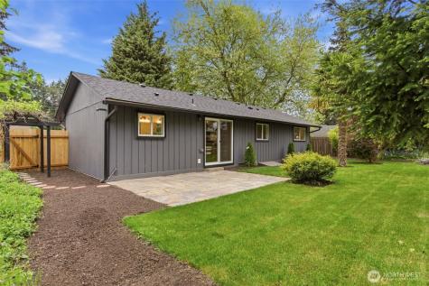 22605 60th Avenue W Mountlake Terrace WA 98043