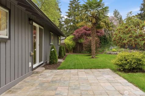 22605 60th Avenue W Mountlake Terrace WA 98043