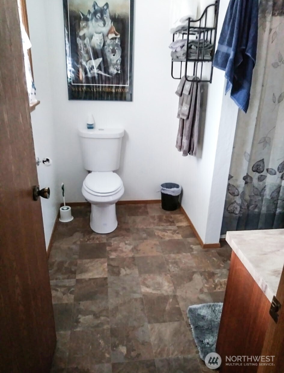 102 Conifer Court Elma WA 98541