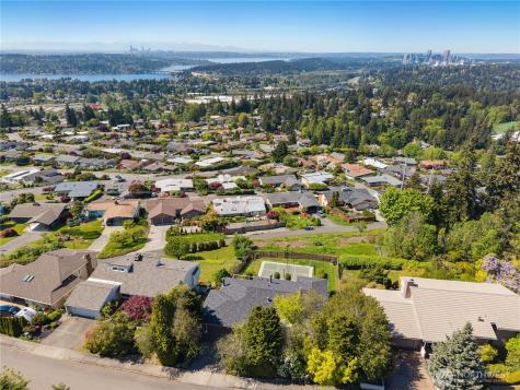 13712 SE 44th Street Bellevue WA 98006
