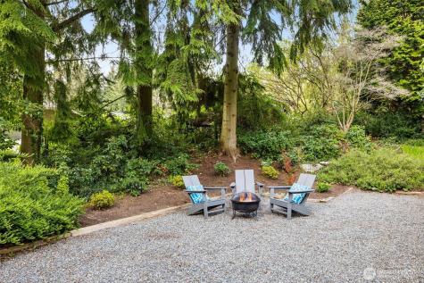 8440 W Mercer Way Mercer Island WA 98040