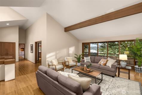 8440 W Mercer Way Mercer Island WA 98040