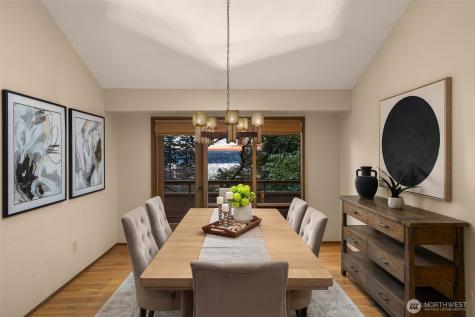8440 W Mercer Way Mercer Island WA 98040
