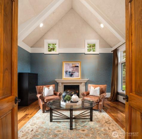 745 250th Lane NE Sammamish WA 98074