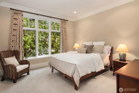 745 250th Lane NE Sammamish WA 98074