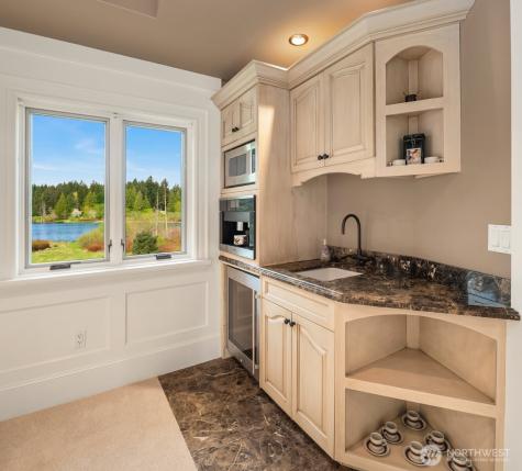 745 250th Lane NE Sammamish WA 98074