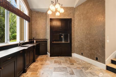 745 250th Lane NE Sammamish WA 98074