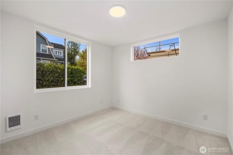 516 N 102nd Street Seattle WA 98133