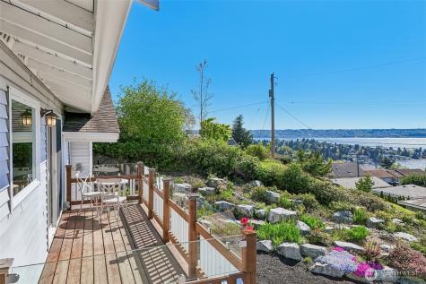 6111 Hawthorne Terrace NE Tacoma WA 98422