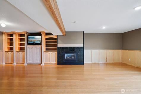 6111 Hawthorne Terrace NE Tacoma WA 98422
