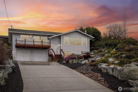 6111 Hawthorne Terrace NE Tacoma WA 98422