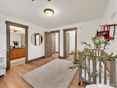 2115 201st Place SE Bothell WA 98012