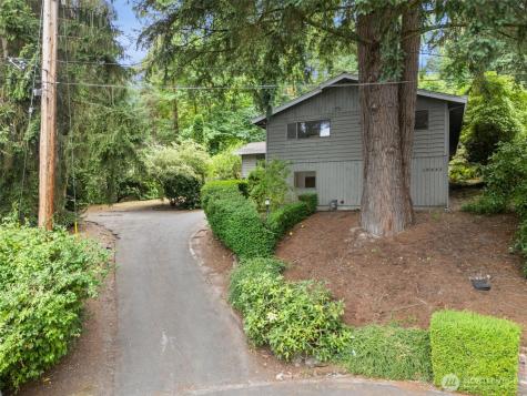 10923 10TH Bellevue WA 98004