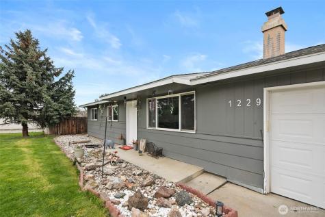 1229 Malaga Avenue Wenatchee WA 98801
