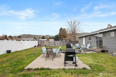 1229 Malaga Avenue Wenatchee WA 98801
