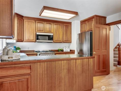 931 Jolie Way Port Townsend WA 98368