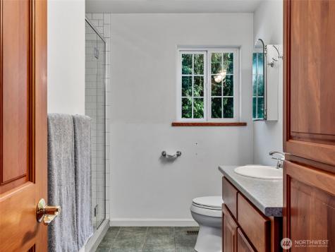 931 Jolie Way Port Townsend WA 98368