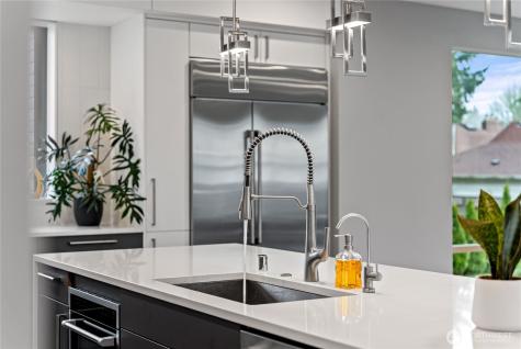 30220 23rd Avenue SW Federal Way WA 98023