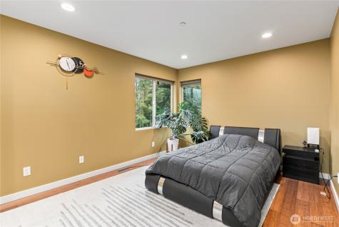 30220 23rd Avenue SW Federal Way WA 98023