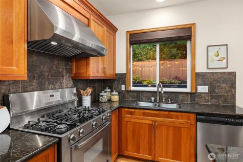 4727 245th Lane SE Sammamish WA 98029