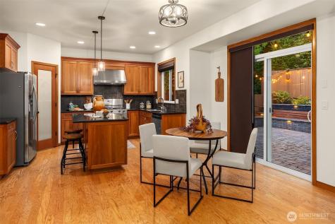 4727 245th Lane SE Sammamish WA 98029