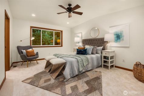 4727 245th Lane SE Sammamish WA 98029