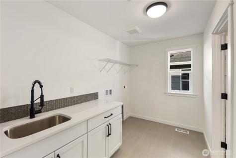 809 211th Place SE Bothell WA 98021