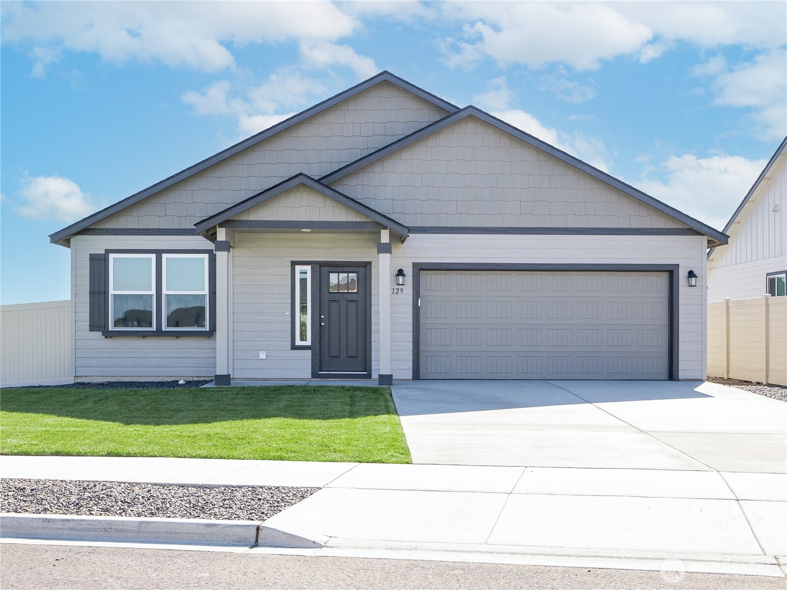 1129 Windrose Drive Moses Lake WA 98837
