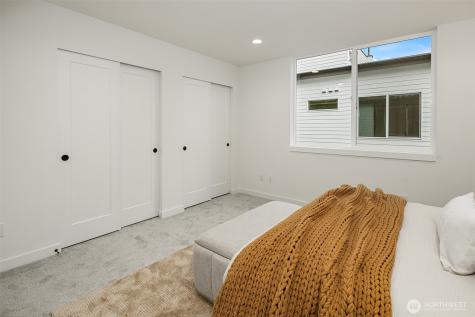 18015 2nd Avenue NE Shoreline WA 98155