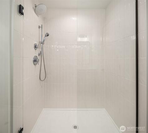 18015 2nd Avenue NE Shoreline WA 98155