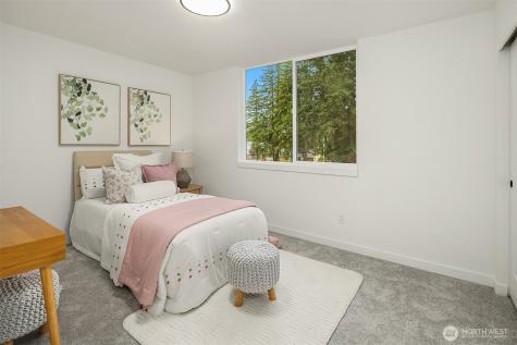 18015 2nd Avenue NE Shoreline WA 98155