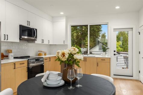 18015 2nd Avenue NE Shoreline WA 98155