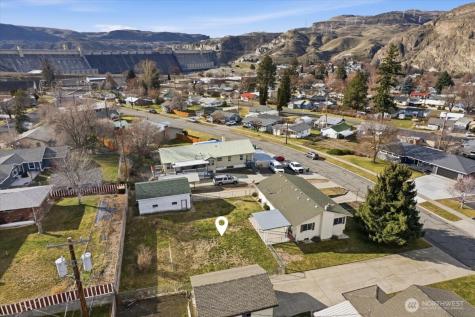 707 Spruce Street Coulee Dam WA 99116