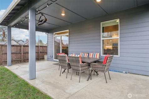 604 NW 25th Way Battle Ground WA 98604