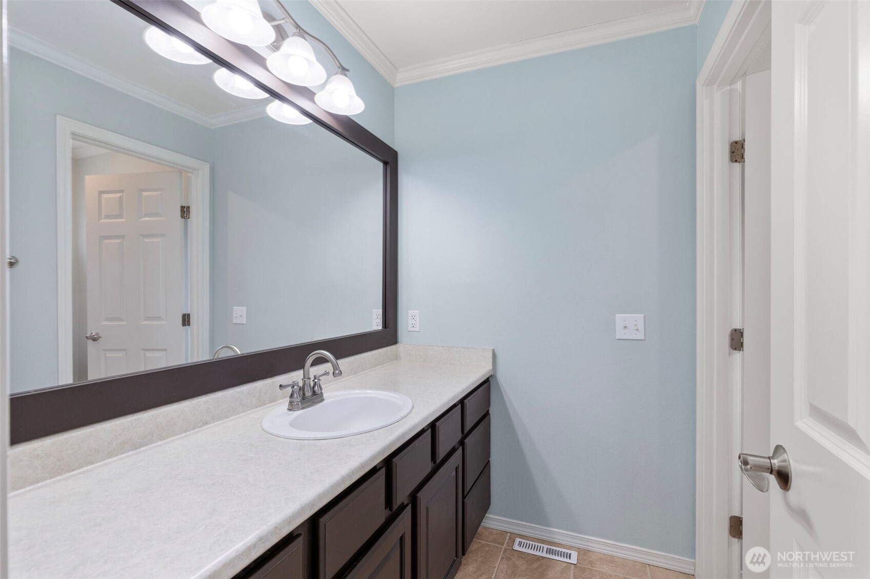 2178 SW Lazuli Street Port Orchard WA 98367