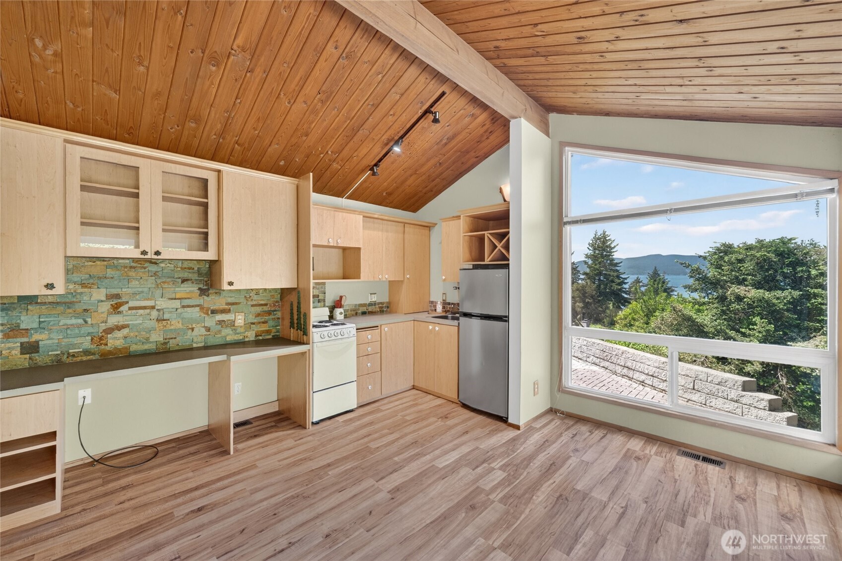 418 Briar Road Bellingham WA 98225