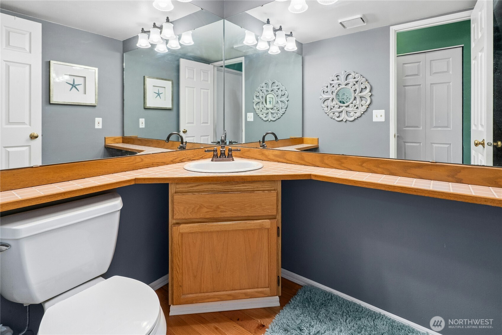 12818 NE 203rd Place Bothell WA 98011