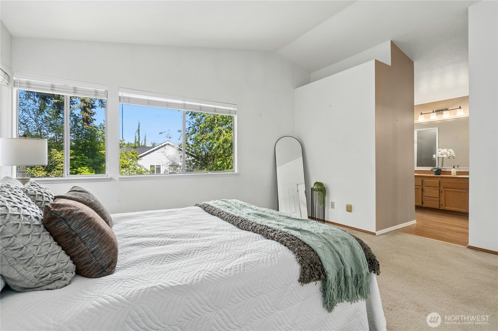 12818 NE 203rd Place Bothell WA 98011