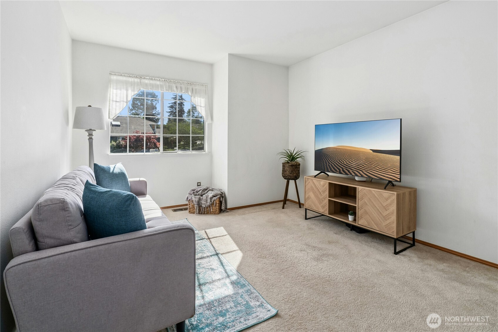 12818 NE 203rd Place Bothell WA 98011