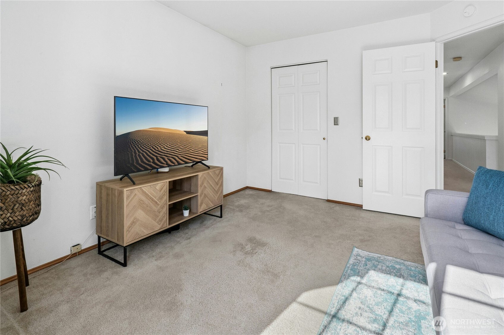12818 NE 203rd Place Bothell WA 98011