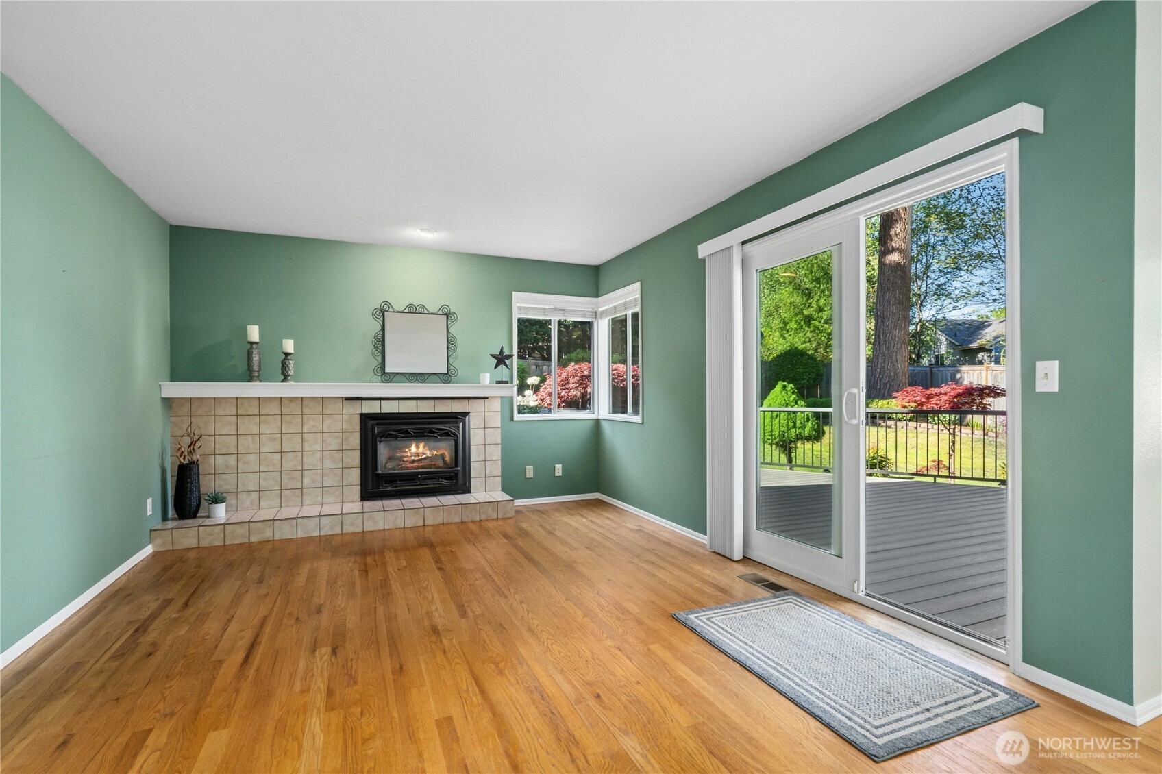 12818 NE 203rd Place Bothell WA 98011
