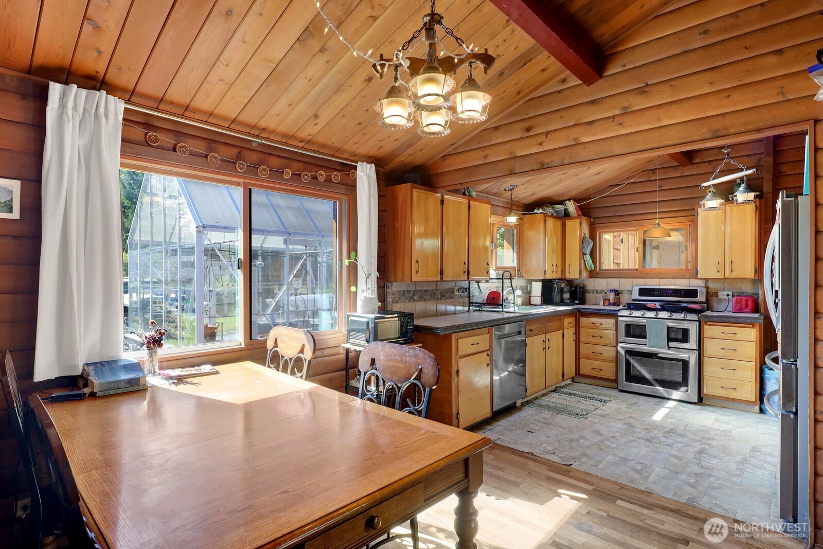 2070 Fairhaven Avenue Bellingham WA 98229