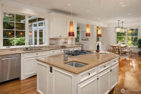 10605 SE 30th Street Bellevue WA 98004