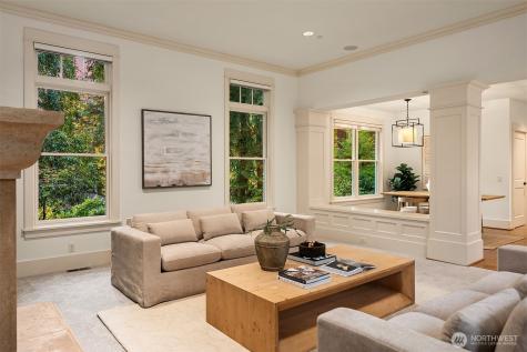 10605 SE 30th Street Bellevue WA 98004